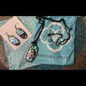 KENDRA SCOTT ABALONE GUNMETAL RAE NECKLACE & ELLE EARRINGS
